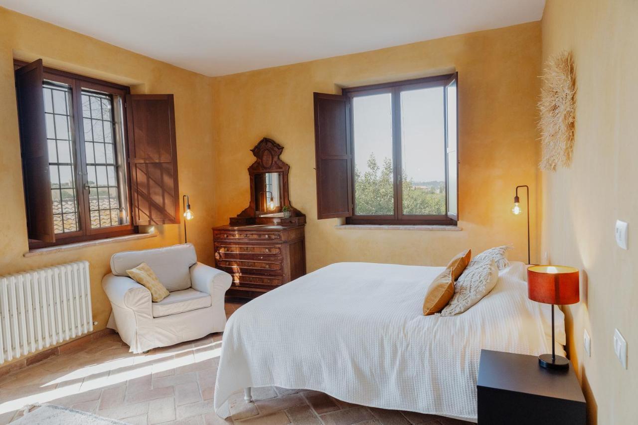 Agriturismo Qui Voglio Monte Roberto Exteriér fotografie
