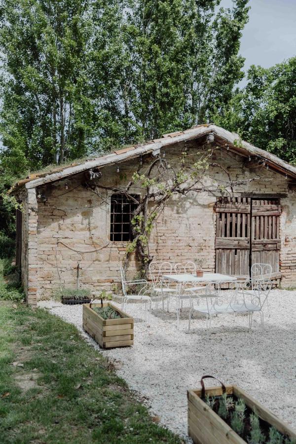 Agriturismo Qui Voglio Monte Roberto Exteriér fotografie